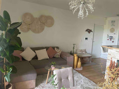 le logement situé sur la fameuse  avenue Thiers a bordeaux  (Rive droite )<br /> Dax, France Agréable chambre dans un T3( femmes seulement). Private room in bed and breakfast vacation rental 50640914