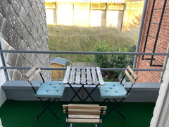 Modern and spacious apartment in Antwerp South. All amenities such as food store Antwerp, Belgium Cosy apartment near the city center of Antwerp Entire rental unit vacation rental 45220956