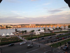 Hommes pas bienvenus. <br /><br />À proximité immédiate de la place de la bourse La Rochelle, France Petit apt en plein centre-ville City center flat Private room in rental unit vacation rental 18770897