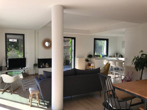 Entre le parc bordelais et le jardin public et à 20min à pied de la Place Gambet Paris, France Grande maison lumineuse avec piscine dans Bordeaux Entire home vacation rental 29532271