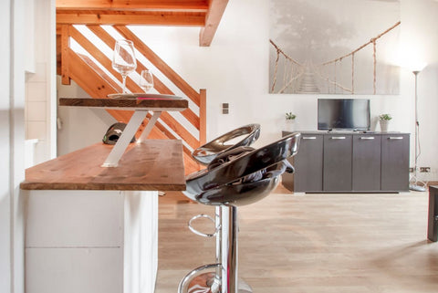 Très bel appartement de 55m² lumineux et spacieux. Vous serez séduit par sa situ  Superbe appartement en coeur de ville Entire rental unit vacation rental 16291683