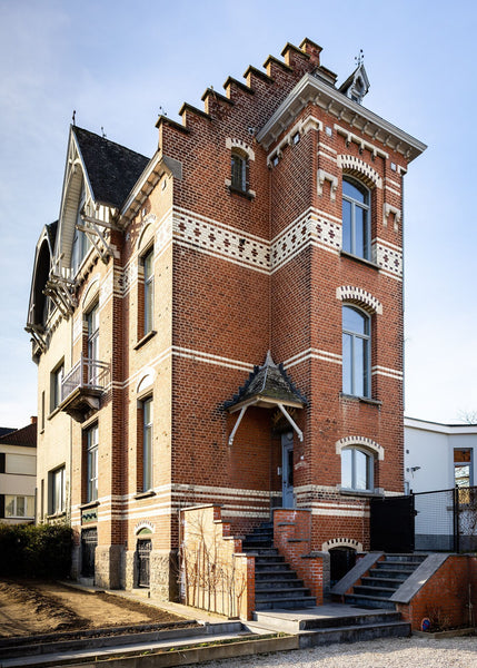 Tous les membres du groupe se sentiront chez eux dans ce logement spacieux et un Etterbeek, Belgium Manoir idéalement situé avec grand jardin Entire townhouse vacation rental 589807249909034813