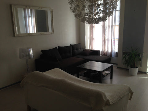 SItué rue des Remparts rue piétonne direct accès place Pey Berland, place Gambet  T2 Bordeaux hyper centre 45 m2 Entire rental unit vacation rental 7337626