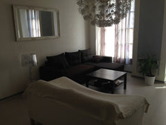 SItué rue des Remparts rue piétonne direct accès place Pey Berland, place Gambet  T2 Bordeaux hyper centre 45 m2 Entire rental unit vacation rental 7337626