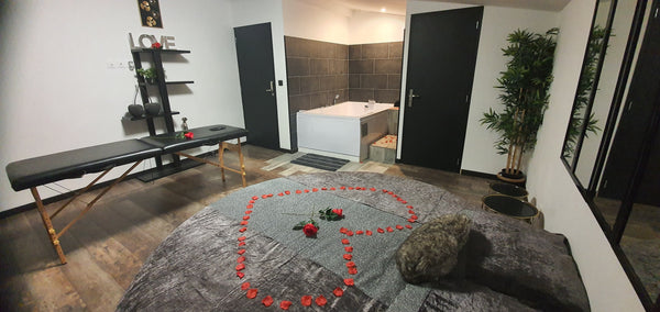 Venez profiter d'un moment détente dans notre Love loft spacieux et moderne, ave Bordeaux, France Loft du Golf Parc Entire loft vacation rental 41518684