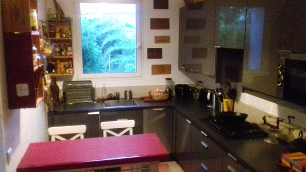 Un petit studio dans le fond de notre jardin avec un accès aux deux terrasses et Bègles, France Charmant studio aux portes de Bordeaux Entire guesthouse vacation rental 37790196