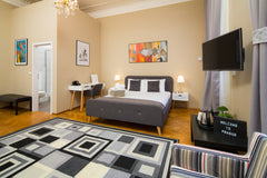Located 1200 metres from Staroměstské náměstí. This room is perfect place to exp Prague, Czechia Quaint Palace ROOM with Ensuite Bathroom in Center Private room in rental unit vacation rental 25154069