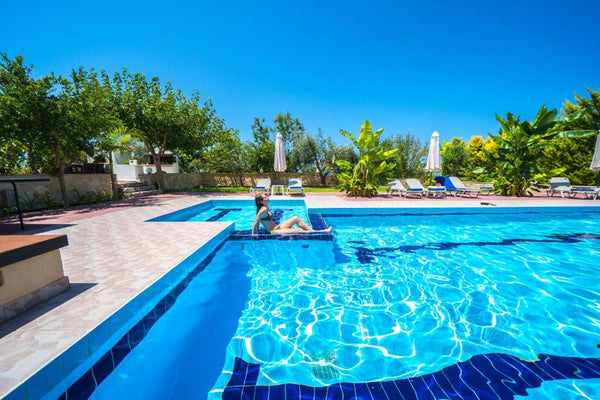 The luxurious two-storey houses , built on the farm 12000 m2, just ten minutes f Heraklion, Greece 4 bedroom villas in Loutra Rethymnon Entire villa vacation rental 243069