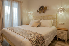 Located in center of Naxos, this two-bedroom apartment features 2 bedrooms with   One-Bedroom Apartment, Naxos town, Enjoy Apartment Entire rental unit vacation rental 40219173