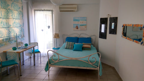 - First floor studio with access to a big terrace with sea view<br />- Newly ren Heraklion, Greece Sunny Studio 100m from the beach!!! (Seashell) Entire rental unit vacation rental 18748774