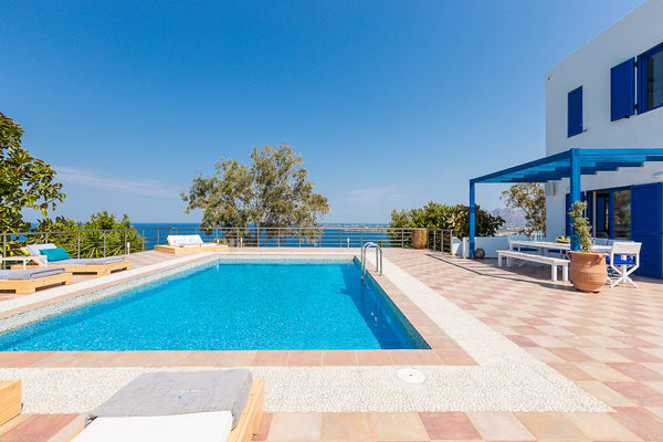 Villa Ocean is one of the three beautiful villas located in a quiet spot 5 minut Rethimnon, Greece Impressive Spacious Villa Ocean! Entire villa vacation rental 17595081