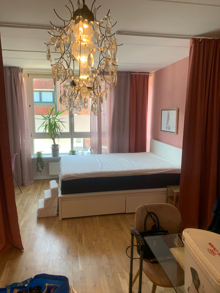 1 bedroom modern apartment located in the heart of Vesterbro Copenhagen. 10 minu Copenhagen, Denmark Lovely 1 bedroom condo in the heart of Copenhagen. Entire condo vacation rental 635520764274635166