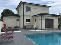 Maison 125 m2  sur terrain clos sans vis à vis avec piscine 8x4 dans quartier ré  Maison avec piscine proche océan Entire home vacation rental 44055511