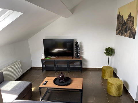 Appartement situé au 3eme étage d un petit immeuble pouvant accueillir jusqu’à 4 Brussels, Belgium Agréable Apparemment 1 chambre à 10min du centre Entire rental unit vacation rental 670176700713469198