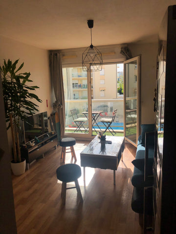 Jolie T2 situé dans une résidence très calme, avec piscine collective.<br />Au p Mérignac, France T2 piscine, tramway au pied, à 10min de Bordeaux. Entire condo vacation rental 37923122