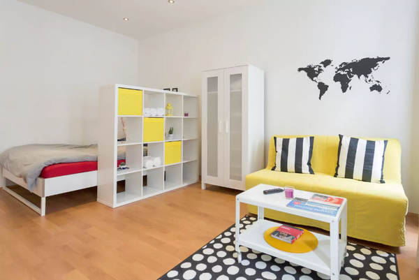 Good location & special price!<br /><br />Hi I'm Ronen I will be happy to host y Vienna, Austria Special Price!  Modern Studio near Schönbrunn.. Entire rental unit vacation rental 18943731