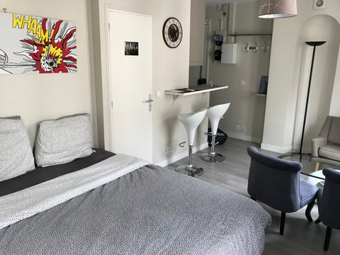 Exactly what you need for a short stay in Paris! Cozy, renovated, clean and func Paris, France Bright & Cozy Apartment Entire rental unit vacation rental 24817131