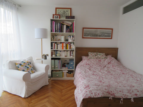 This is a very sunny flat with a beautiful view on Paris’ roofs and Place de la  Paris, France Sunny studio with a view Entire rental unit vacation rental 24329152