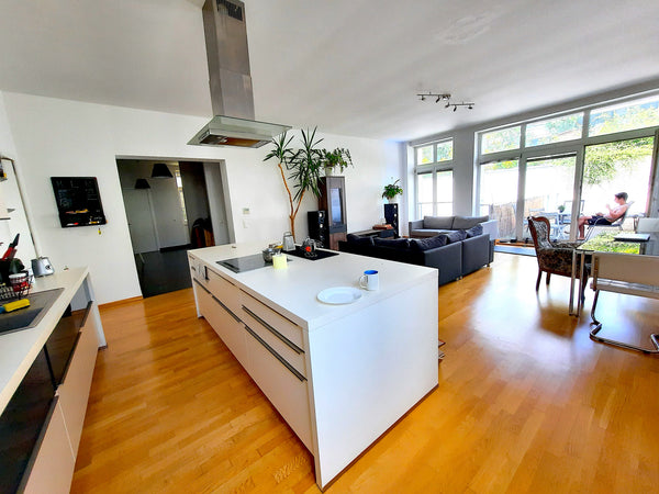 Bright and modern room in a luxurious apartment located in the centre of Vienna. Vienna, Austria Bright and Modern Room in Luxurious Central Flat Private room in rental unit vacation rental 44164042