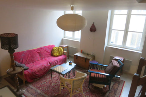 Bonjour, <br />Beau duplex situé à 5 min du centre ville avec un voisinage tranq Lyon, France Duplex de charme Lyon 7ème ( centre ville) Entire rental unit vacation rental 15896763