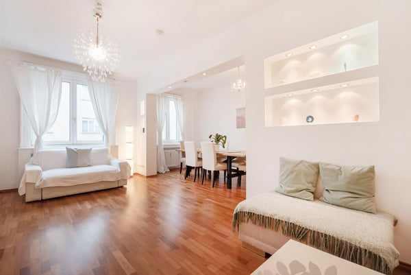 Apartment in best city center location. Safety door. 3min walk to Vienna State O Vienna, Austria 115m2 OPERASTREET BALCONY CITY CENTER 