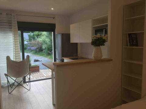 Studio tout équipé et privatif avec tout confort. Dressing et salle d’eau avec w Gradignan, France Studio cosy indépendant dans villa Entire guesthouse vacation rental 19232719