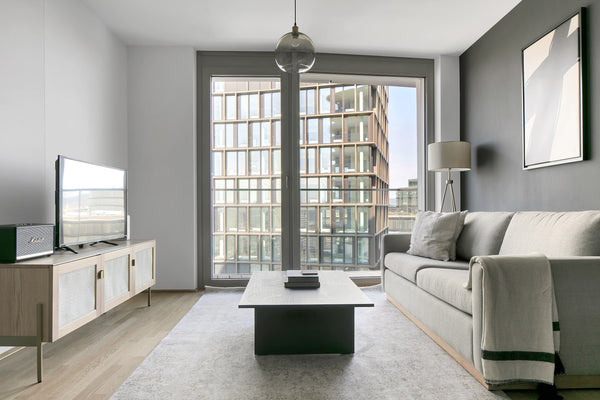 Discover the best of Vienna, with this one-bedroom 10th district - Favoriten apa Vienna, Austria Favoriten 1BR w/ Gym & Elevator, nr Metro Entire rental unit vacation rental 52050997