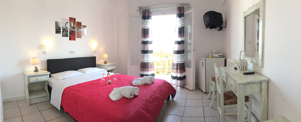 Nice and comfortable hotel room ,traditionally decorated , with a/c,tv,private b Naousa, Greece Hotel in the center of Naoussa Private room in bed and breakfast vacation rental 13182412