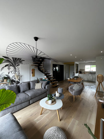 Cet hébergement élégant est parfait pour 4 personnes.<br />Maison familiale déco Blanquefort, France Maison moderne avec piscine Entire home vacation rental 644857866724792742