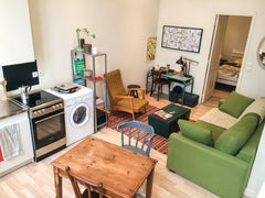 Situé à moins de 5min en tram de la Part Dieu, cet appart chaleureux de 35m² dis Lyon, France Petit nid douillet à deux pas de la Part Dieu Entire rental unit vacation rental 16951463