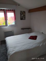 Chambre disponible pour étudiant ou indépendant de passage, le tram C (arrêt Fra  Chambre aux portes de Bordeaux Private room in casa particular vacation rental 726521919024520151