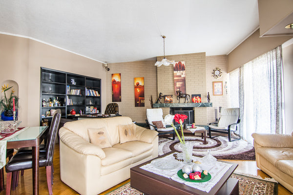 Welcome to one great place, ideal for a short visit in the city, or a longer per Athens, Greece Classy 2 bedroom apartment in Nea Smyrni Entire rental unit vacation rental 33697181
