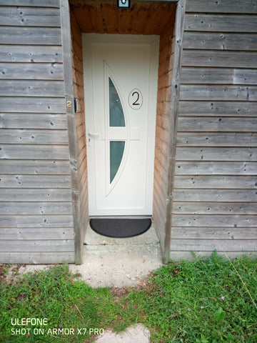 Studio de 25m2 environ situé rue dilly prolongée a begles, comprenant des équipe Talence, France #2 Appartement proche tramway avec Parking Entire rental unit vacation rental 42546058