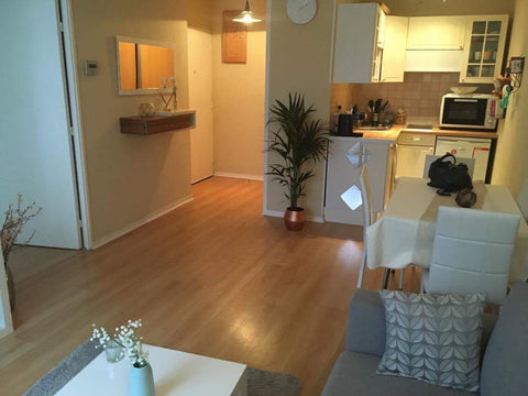 T2 proche toutes commodités (arrêt de tram, supermarché...)<br /><br /><b>The sp Bordeaux, France T2 talence Entire rental unit vacation rental 21766527