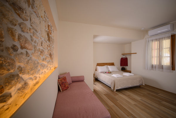 VERANDA ROSSA, an 11 independent suites complex which are situated in two contig  Rossa Junior Suite 7 Entire rental unit vacation rental 46249537
