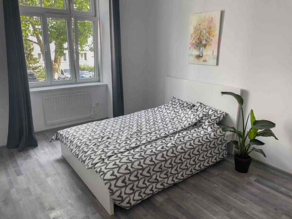 The 31 m2 apartment is in the first floor, in an old Viennese building, in a qui Austria Cosy Studio near Central Station Entire rental unit vacation rental 49747575