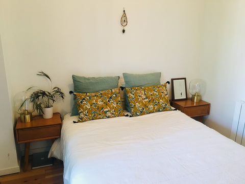 Charmant 2 pièces décoré avec goût dans un immeuble en pierre bordelaise. <br /> Bordeaux, France Charmant 2 pièces en centre ville Entire rental unit vacation rental 38953028