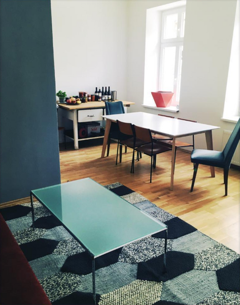 Mit 2 Schlafzimmern und einer gut ausgestatteten Wohnküche in einem Altwiener Ha Klosterneuburg, Austria Family Hang Out /  85m2 /  Schönbrunn & Zoo Entire condo vacation rental 42686283