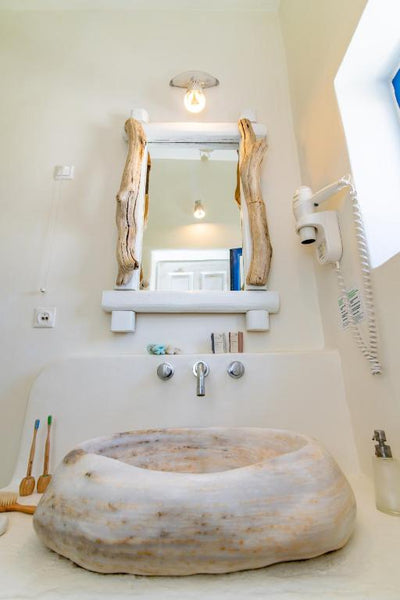 The hotel Vincenzo Family Rooms is centrally located in the country of Tinos, ne Tinos, Greece 60 sq.m. Suite Room in hotel vacation rental 39188710
