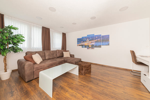 DE:<br />In meinem Apartment wohnst du in ruhigem, geräumigem und sehr gepflegte Vienna, Austria Bright&modern apartment next to Schönbrunn Palace Entire rental unit vacation rental 36971402