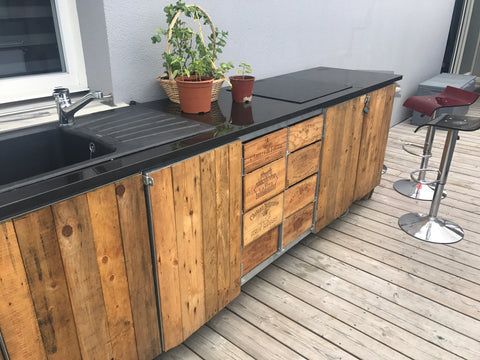 Rocade bordelaise à 1 minute ou ligne de Tram Situé en bas du logement, qui vous Bordeaux, France Visitez bordeaux tranquillement T4 de 80 m2 ,3 ch Entire rental unit vacation rental 16636774