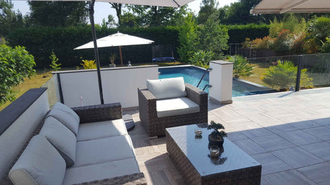 Superbe maison d'architecte de 200m2 récemment rénovée et implantée dans un jard Saint-Aubin-de-Médoc, France Villa proche Bordeaux et 30 min des plages Océanes Entire home vacation rental 18427084