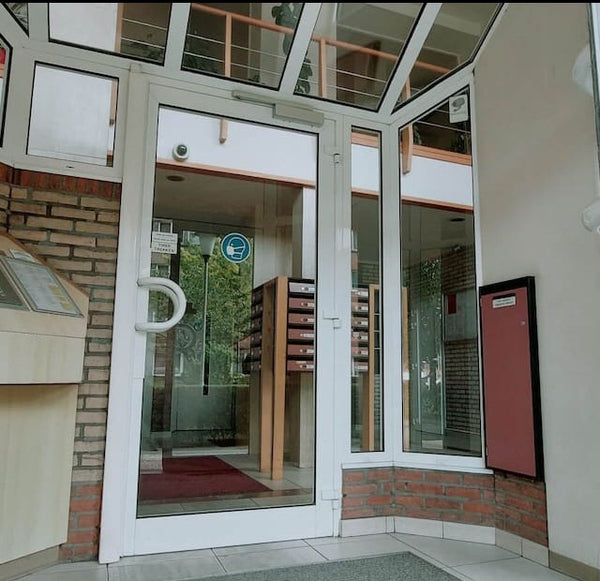 Studio privado con vista maravillosa a  pocos minutos del centro de bruselas . B  Precioso studio en el piso 15 . Anderlecht Br Entire condo vacation rental 704746280150148550