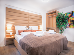 A gorgeous apartment based in the heart of Vienna with one separately accessible Vienna, Austria SKY9 One-Bedroom Apartment Graben City Center Entire rental unit vacation rental 40885544