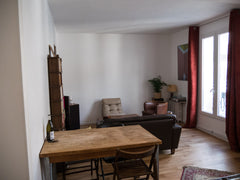 T3 très lumineux dans un immeuble ancien, comprenant 2 chambres au coeur des qua Lyon, France Chambre dans un T3 lumineux avec vue dégagée Private room in rental unit vacation rental 24215142