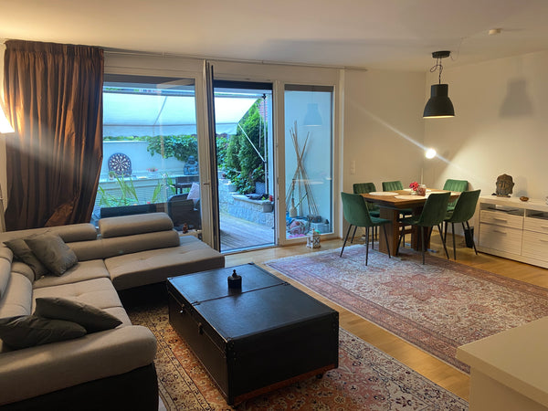 Have fun with the whole family at this stylish place.<br />It has one patio , hi Vienna, Austria Lovely one bedroom , with weekly cleaning Entire rental unit vacation rental 19136459