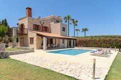 Villa with private pool near Chania, Crete. Villa Rodia has 2 bedrooms and can a London, United Kingdom Villa Rodia Entire villa vacation rental 553256331641396165