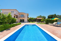 Villa Rea is located in the nicest and most prefental part of Rhodes,Kremasti <b Greece Luxury villa Rea private pool,4 bdr,10pers Entire villa vacation rental 8642007
