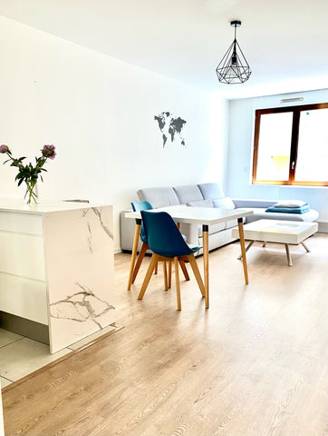 L'appartement se situe à proximité du tram et à 200 m de la Cité du Vin. Il béné Bordeaux, France Superbe appartement avec parking gratuit sur place Entire condo vacation rental 660151044795591028