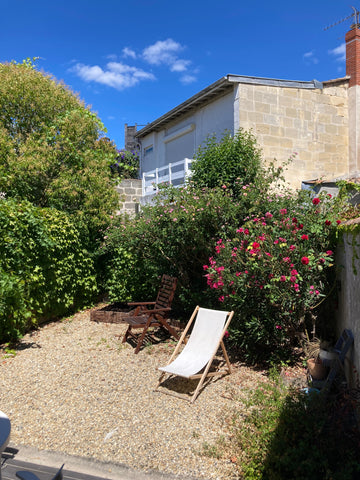 Échoppe avec jardin située dans le quartier Saint Bruno, à 15min à pied du centr Bordeaux, France Bordeaux centre : échoppe avec jardin Entire townhouse vacation rental 679476283705684339